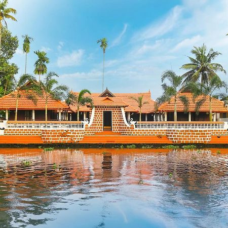 Palmy Lake Resort Alappuzha Zewnętrze zdjęcie